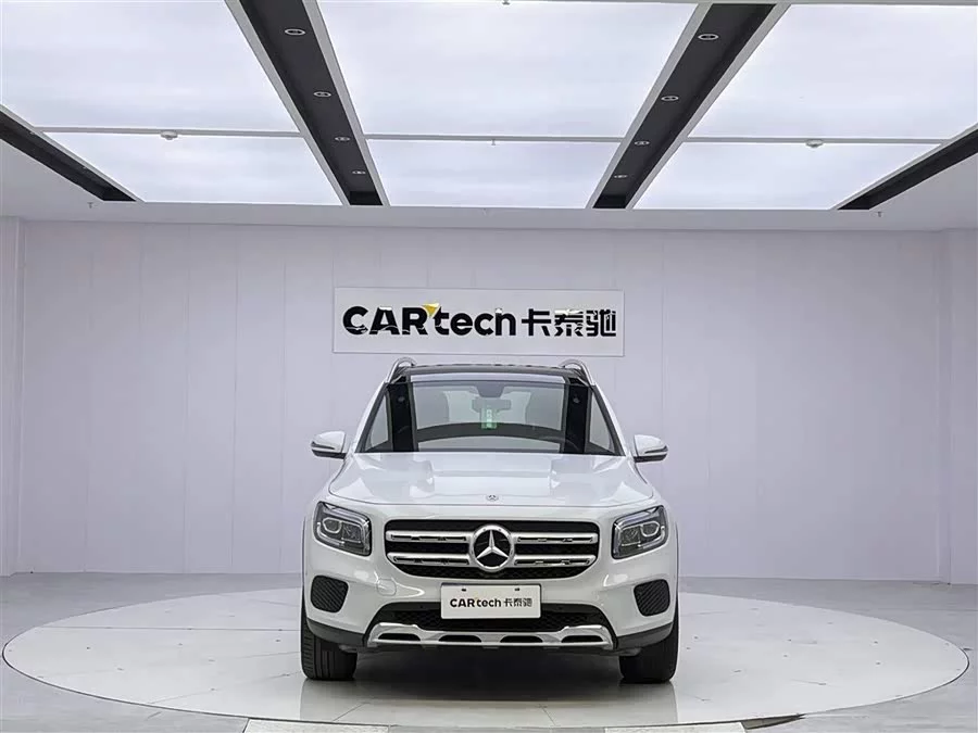 Mercedes Benz GLB