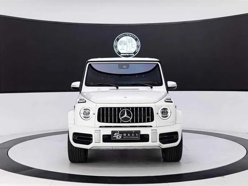 Mercedes Benz G-rated