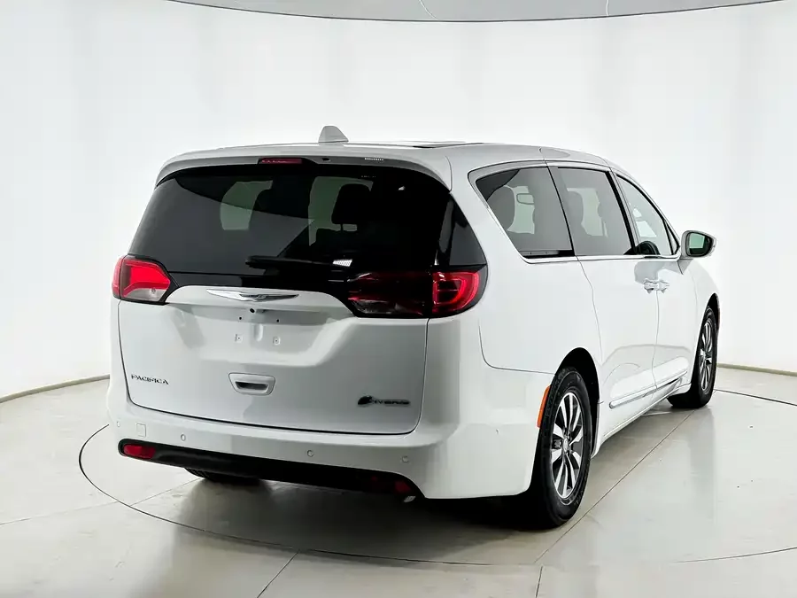 Chrysler Grand Voyager PHEV