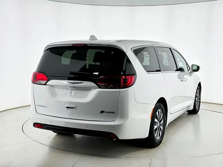 Chrysler Grand Voyager PHEV
