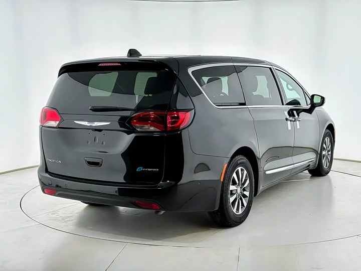 Chrysler Grand Voyager PHEV