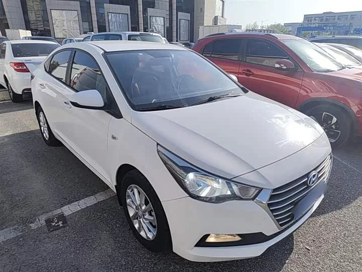 Hyundai Accept