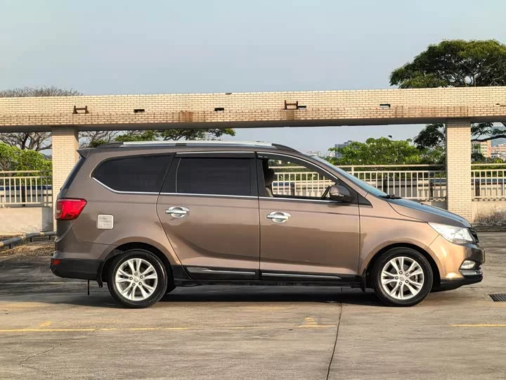 Baojun 730