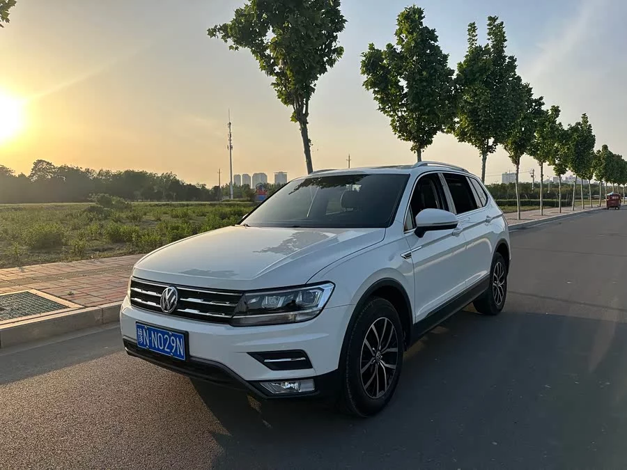 Volkswagen Tiguan L