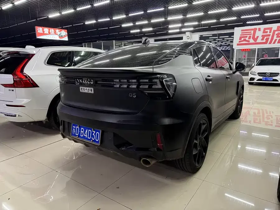 Lynk & Co 05