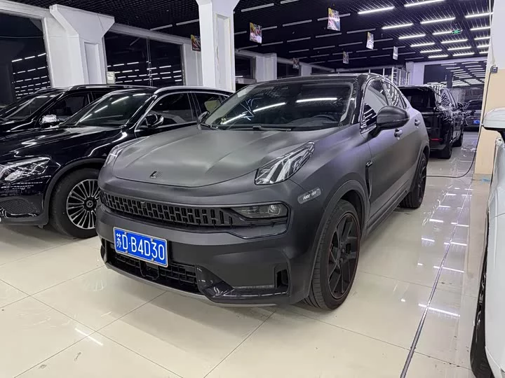 Lynk & Co 05