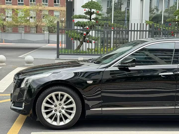 Cadillac CT6