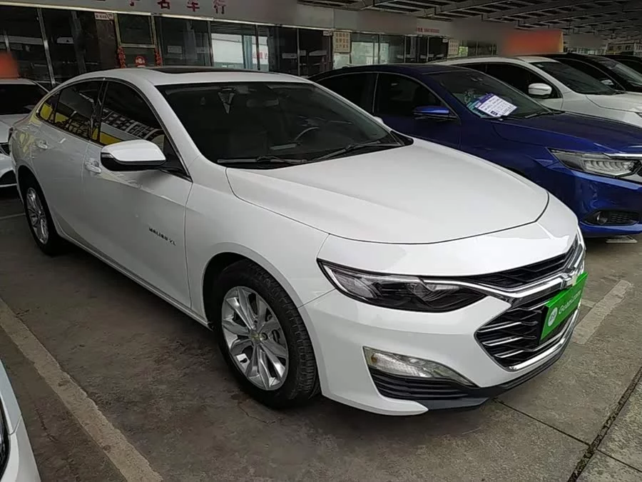 Chevrolet Malibu XL