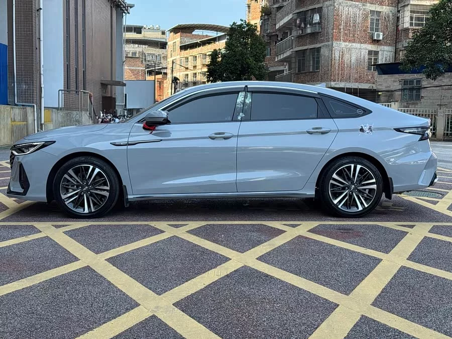Chery Arrizo 8
