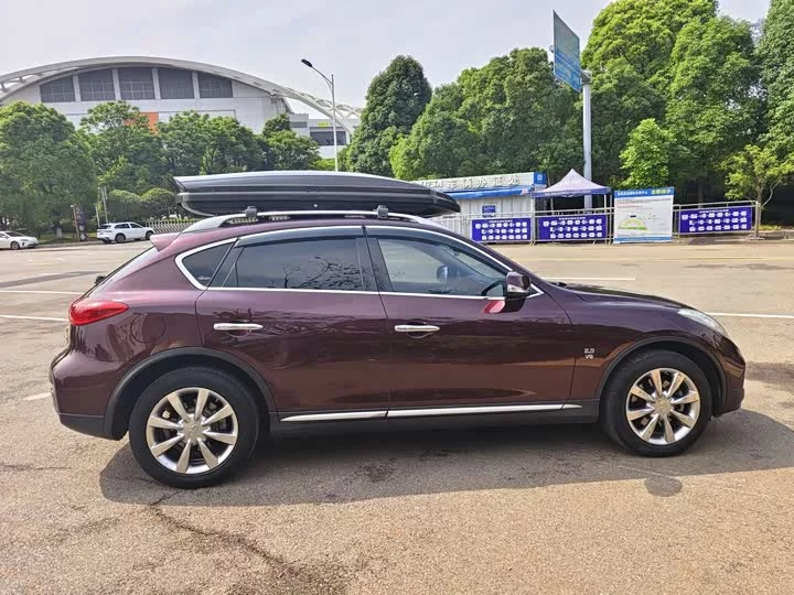 Infiniti QX50