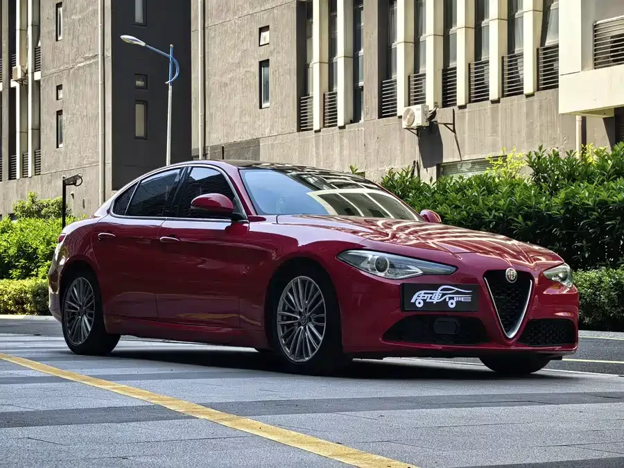 Alfa Romeo Giulia