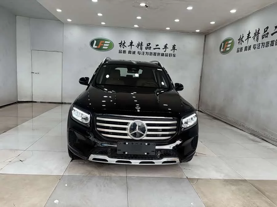 Mercedes Benz GLB