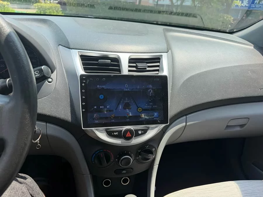 Hyundai Rena