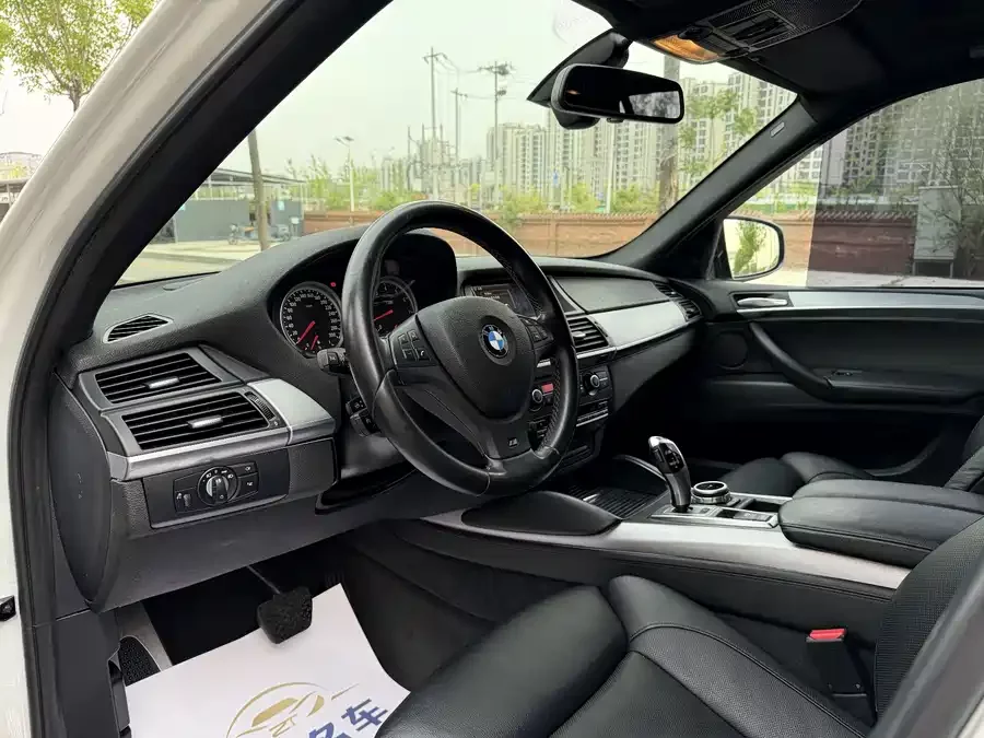 BMW X5 M