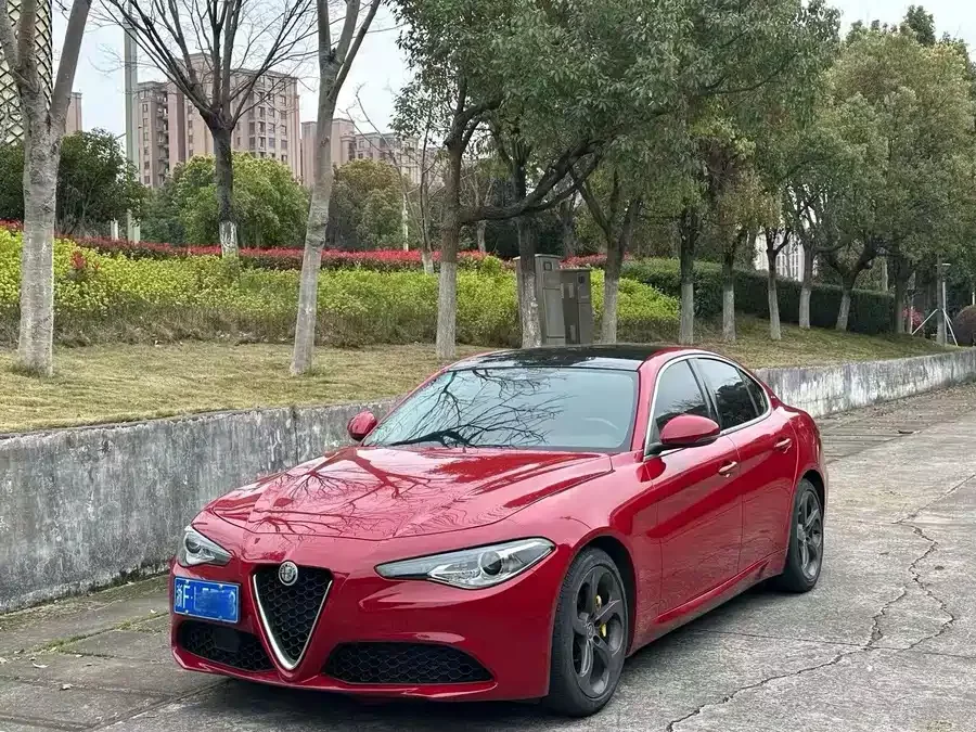 Alfa Romeo Giulia