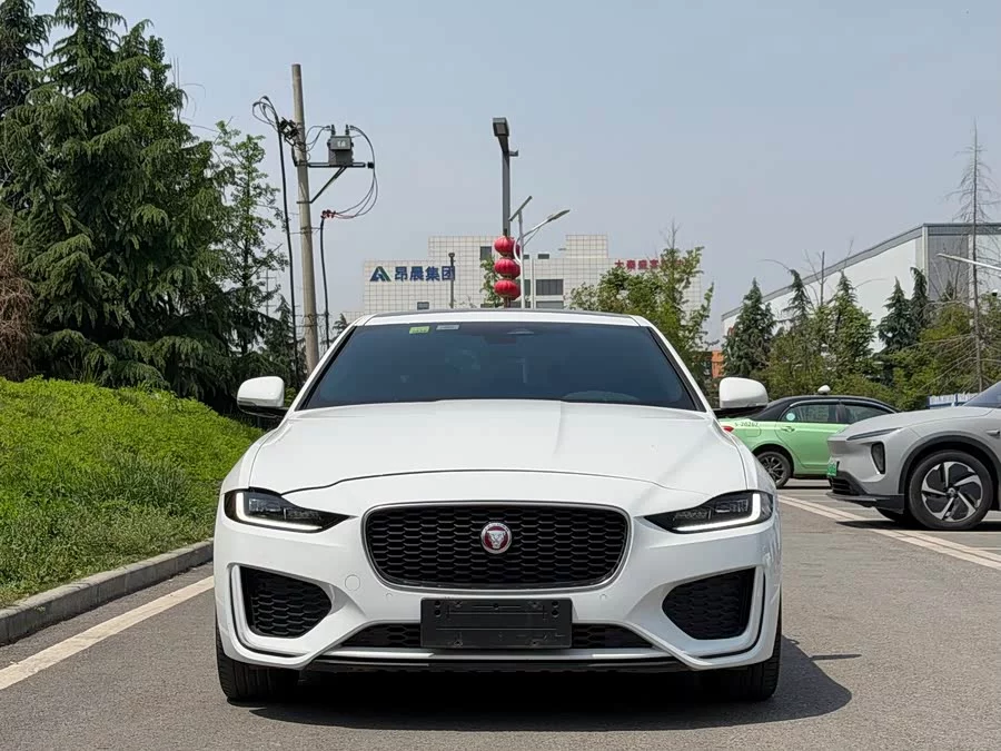 Jaguar XEL