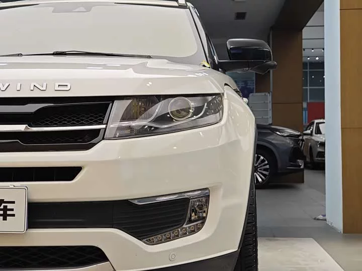 Lu Feng X7