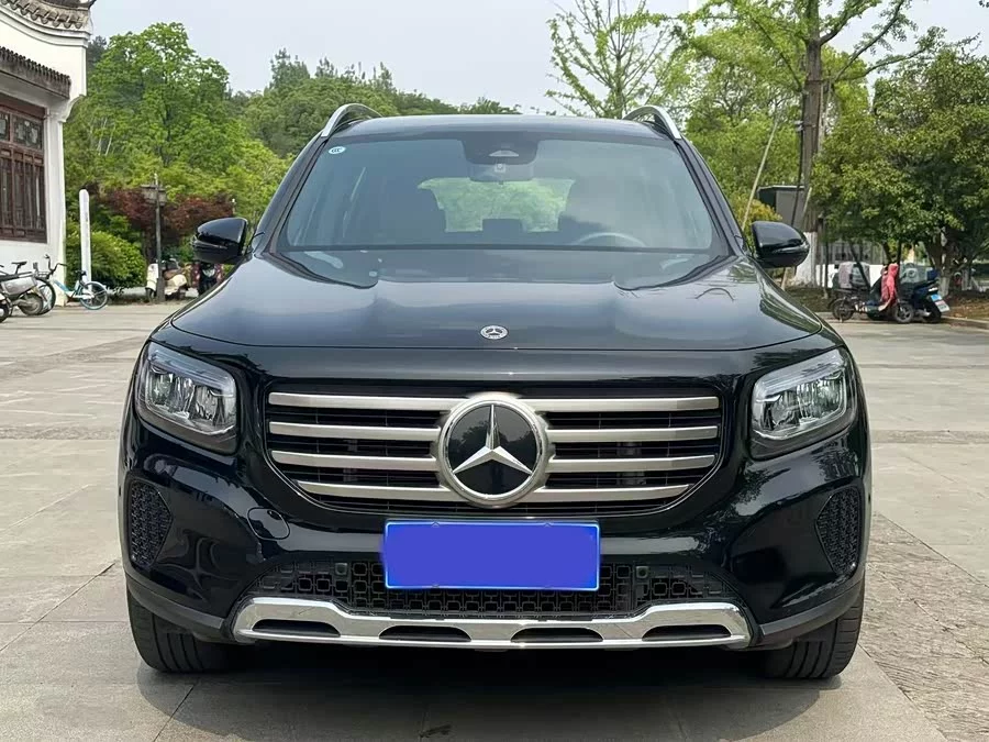 Mercedes Benz GLB