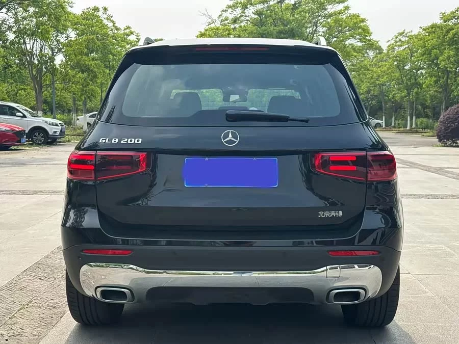 Mercedes Benz GLB
