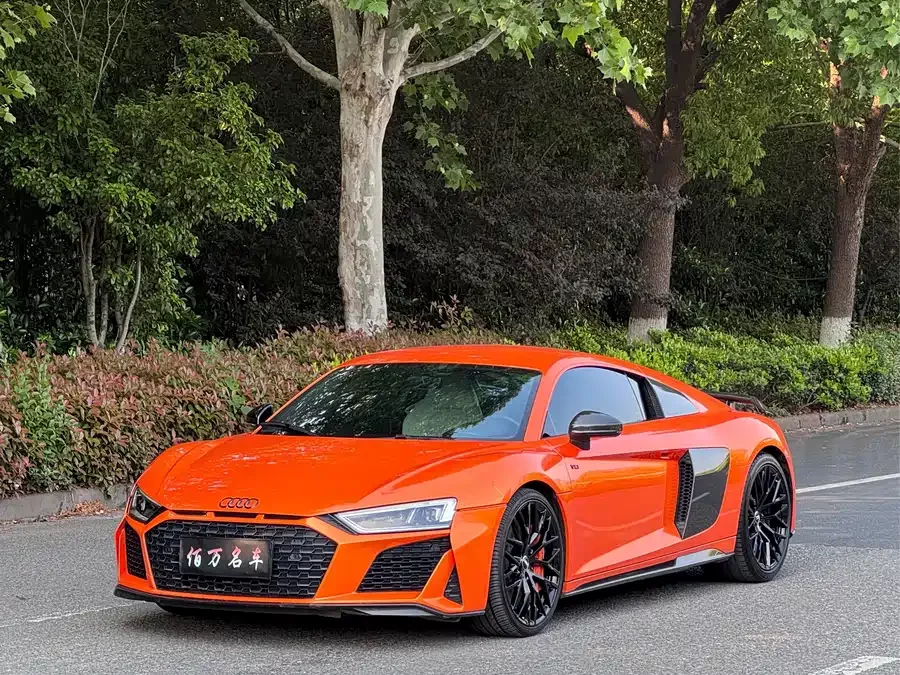 Audi R8