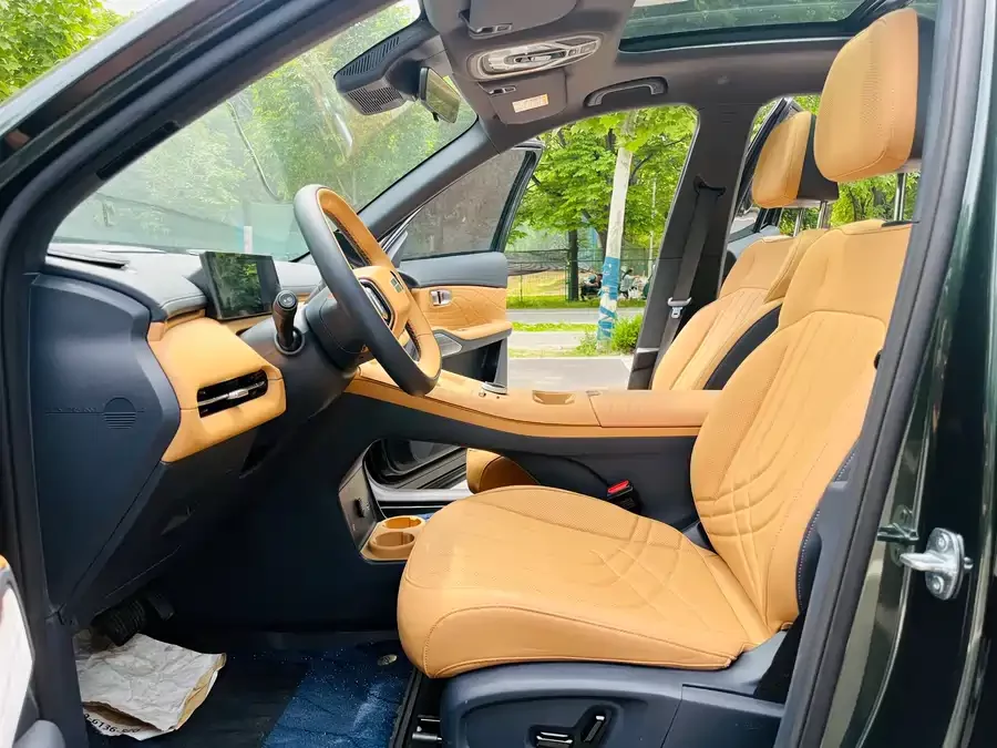 Geely Galaxy Starship 7