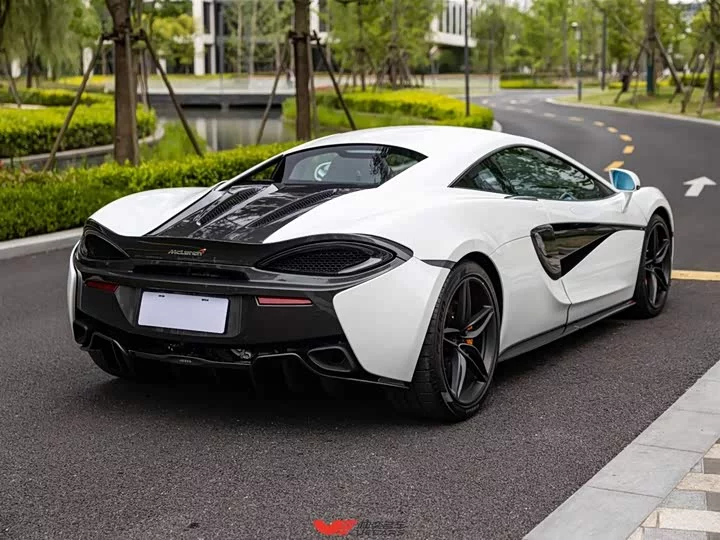 McLaren 570