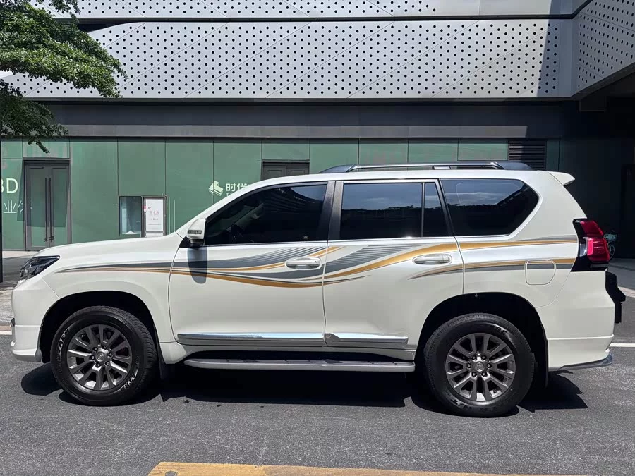 Toyota Prado