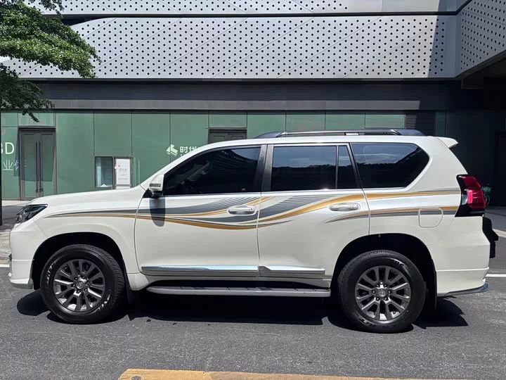 Toyota prado