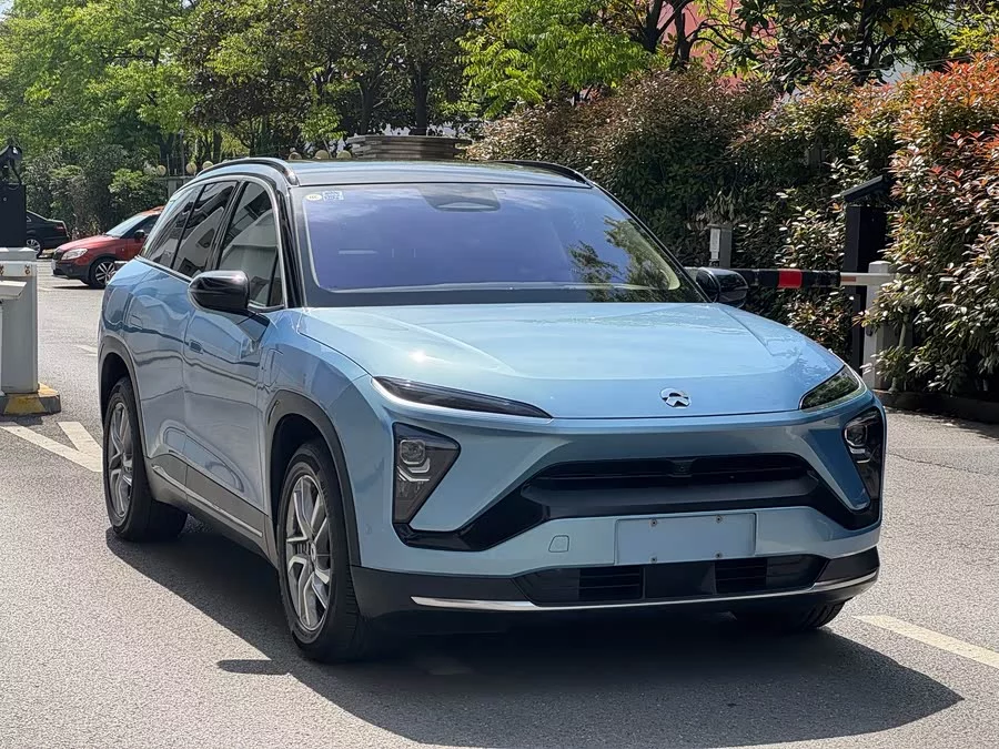 NIO ES6