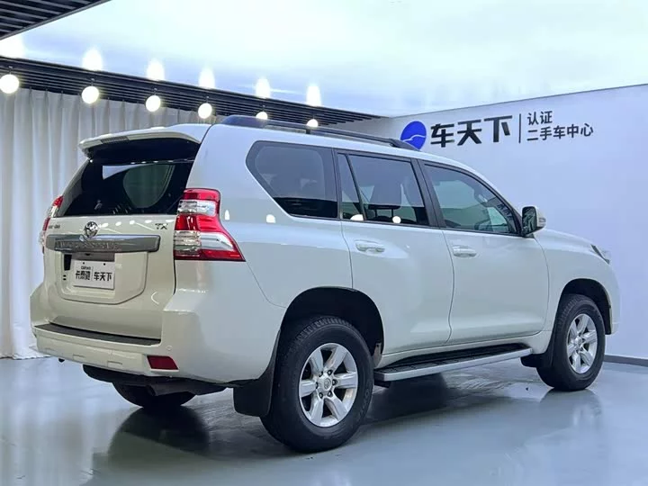 Toyota prado