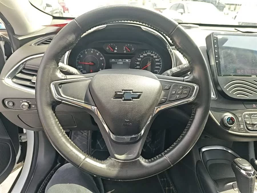 Chevrolet Malibu XL