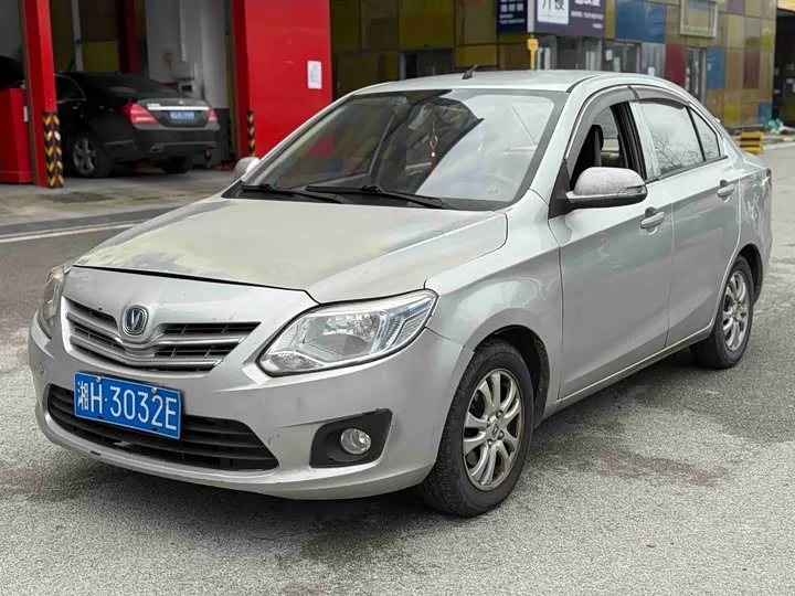 Changan Yuexiang V3