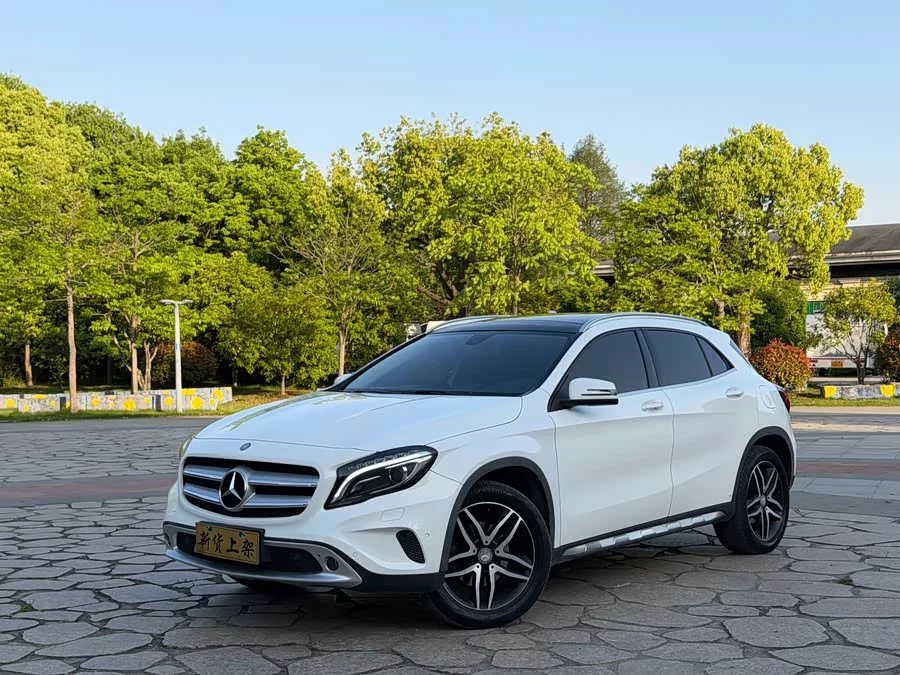 Mercedes Benz GLA