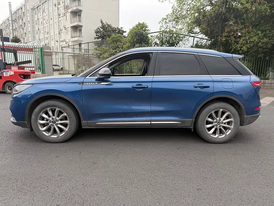 Lincoln Adventurer