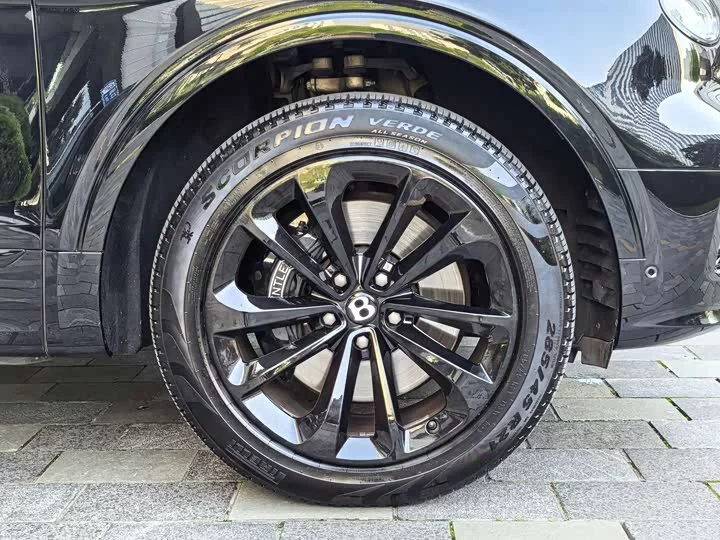 Bentley Bentayga