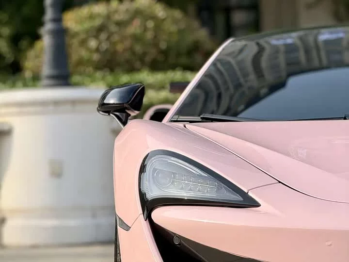 McLaren 570