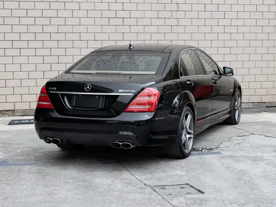 Mercedes Benz S-Class AMG