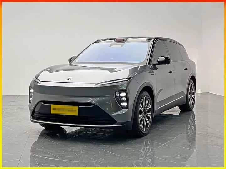 NIO ES8