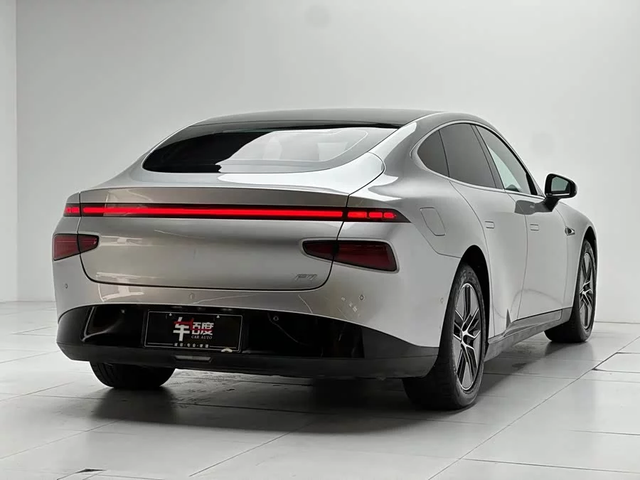 Xpeng P7