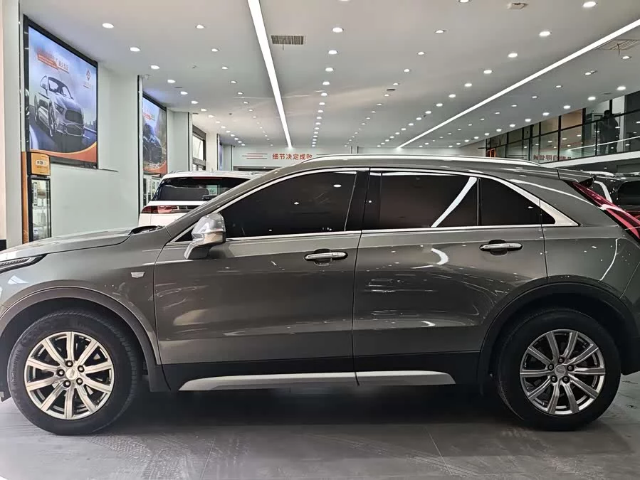 Cadillac XT4
