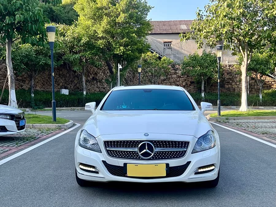 Mercedes Benz CLS