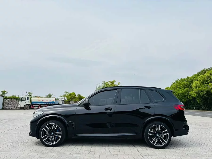BMW X5 M
