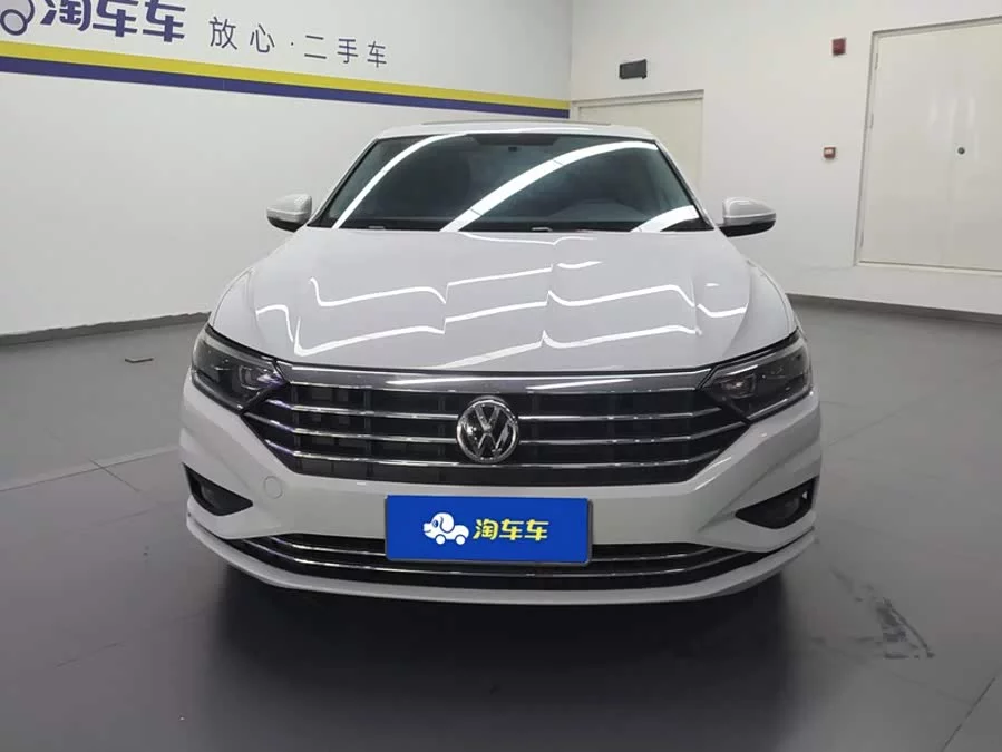 Volkswagen Sagitar