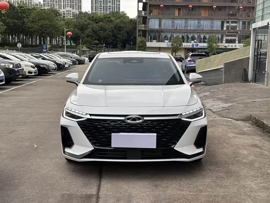 Chery Arrizo 8