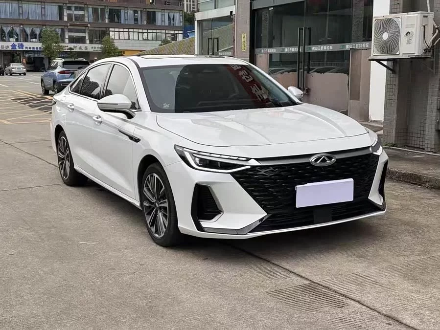 Chery Arrizo 8