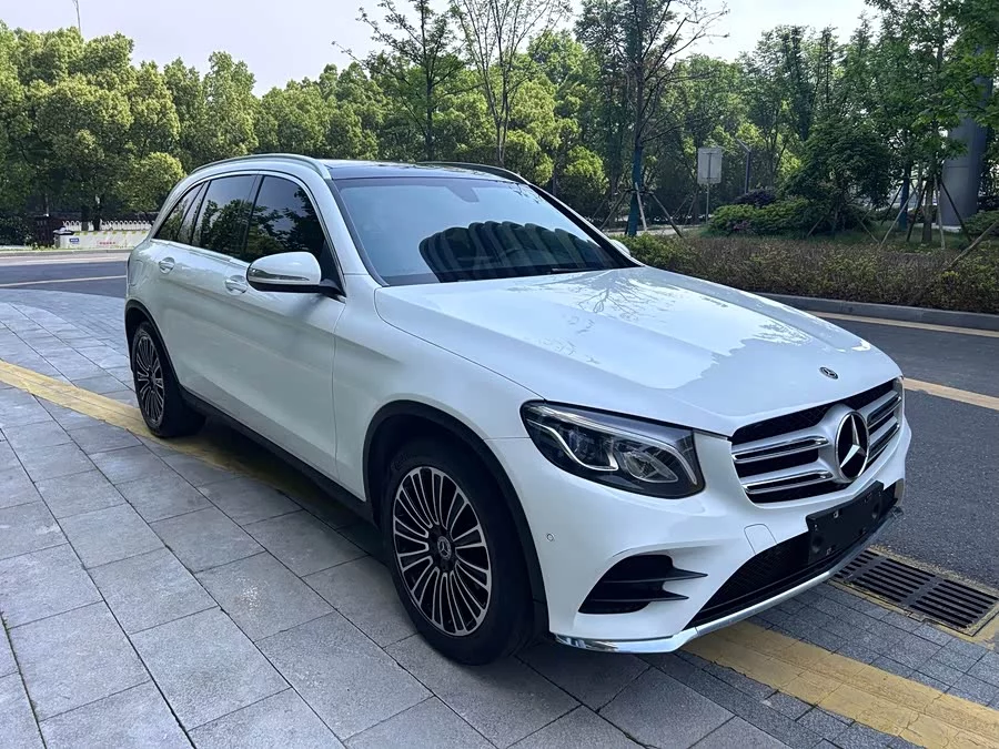 Mercedes Benz GLC