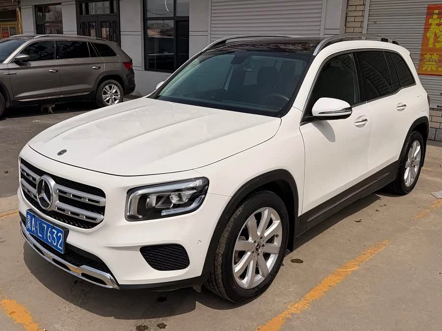 Mercedes Benz GLB