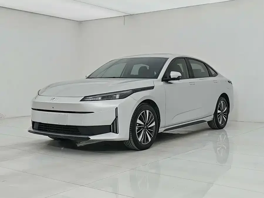 Changan A05