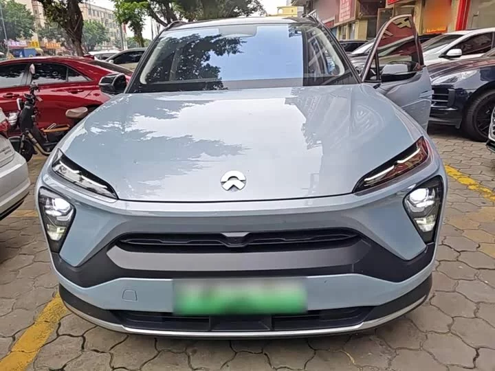 NIO ES6