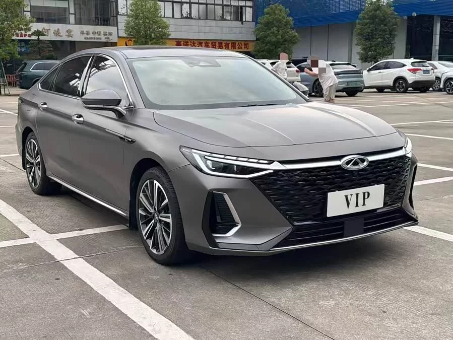 Chery Arrizo 8